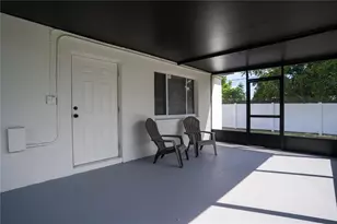 3272 54th St N, Saint Petersburg, FL 33710 - Photo 32