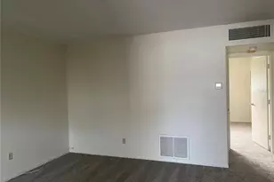 1221 Drew St, Clearwater, FL 33755 - Photo 6