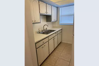 1221 Drew Street #A17, Clearwater, FL 33755 - Photo 14
