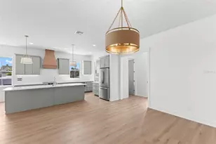 3534 Overlook Dr NE, Saint Petersburg, FL 33703 - Photo 14