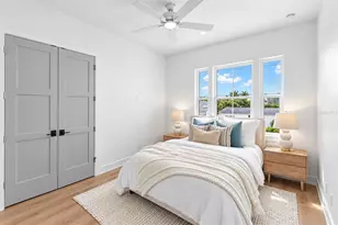 3534 Overlook Dr NE, Saint Petersburg, FL 33703 - Photo 10