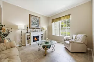 25843 Risen Star Dr, Wesley Chapel, FL 33544 - Photo 6