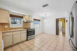 144 8th Ave N, Saint Petersburg, FL 33701 - Photo 12