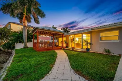 530 79th Street S, Saint Petersburg, FL 33707 - Photo 40