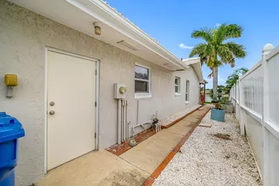 530 79th Street S, Saint Petersburg, FL 33707 - Photo 44