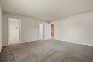 151 Sea Horse Dr SE, Saint Petersburg, FL 33705 - Photo 18