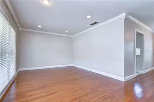 4723 Southbreeze Dr, Tampa, FL 33624 - Photo 4