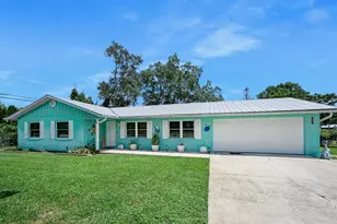 311 Acacia Dr, Port Orange, FL 32127 - Photo 4