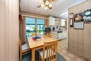 6821 Americana Dr NE, Saint Petersburg, FL 33702 - Photo 18