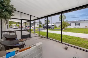 6821 Americana Dr NE, Saint Petersburg, FL 33702 - Photo 2