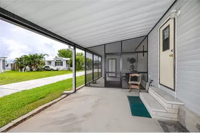 6821 Americana Drive NE #106, Saint Petersburg, FL 33702 - Photo 8