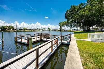 6821 Americana Drive NE #106, Saint Petersburg, FL 33702 - Photo 34