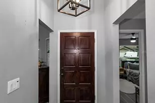 11916 Snapdragon Rd, Tampa, FL 33635 - Photo 4