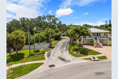 428 Moorings Cove Drive #7F, Tarpon Springs, FL 34689 - Photo 40