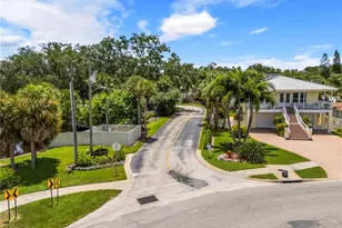 428 Moorings Cove Dr, Tarpon Springs, FL 34689 - Photo 40