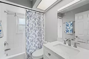 11635 131st St, Largo, FL 33774 - Photo 30
