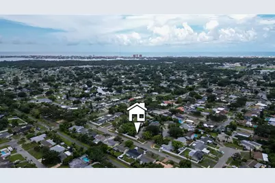 11928 Temple Ct, Seminole, FL 33772 - Photo 40