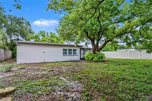 11928 Temple Ct, Seminole, FL 33772 - Photo 34