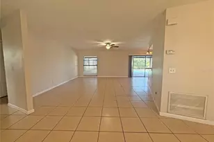 13311 Hollowbend Ln, Riverview, FL 33569 - Photo 4