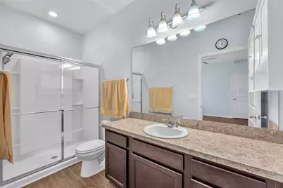 34820 Daisy Meadow Loop, Zephyrhills, FL 33541 - Photo 16