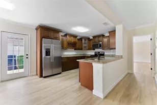 4727 W Bay Vista Ave, Tampa, FL 33611 - Photo 2