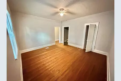 4700 10th Avenue S, Saint Petersburg, FL 33711 - Photo 14