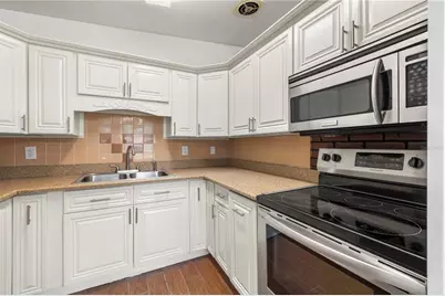 3622 E Lambright Street, Tampa, FL 33610 - Photo 16
