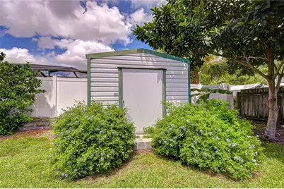 2205 Malibu Drive, Brandon, FL 33511 - Photo 30