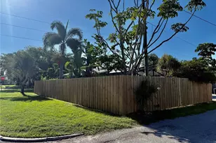 3646 28th St N, Saint Petersburg, FL 33713 - Photo 44