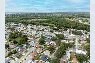 10118 Hunters Point Court, Tampa, FL 33615 - Photo 34
