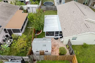 10118 Hunters Point Ct, Tampa, FL 33615 - Photo 26