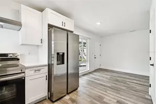 4461 Shore Acres Blvd NE, Saint Petersburg, FL 33703 - Photo 8