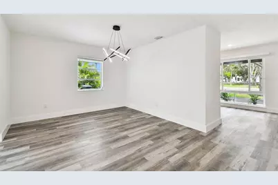 4461 Shore Acres Boulevard NE, Saint Petersburg, FL 33703 - Photo 10