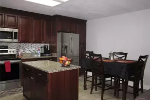 4902 Country Aire Ln, Tampa, FL 33624 - Photo 6