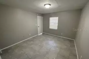 12136 Munbury Dr, Dade City, FL 33525 - Photo 6