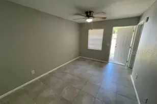 12136 Munbury Dr, Dade City, FL 33525 - Photo 4
