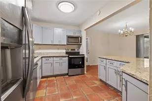 8529 Renald Blvd, Temple Terrace, FL 33637 - Photo 6