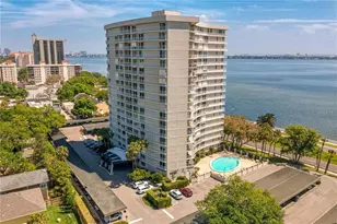 2611 Bayshore Blvd, Tampa, FL 33629 - Photo 2