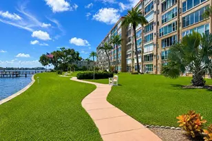 1847 Shore Dr S, Saint Petersburg, FL 33707 - Photo 24