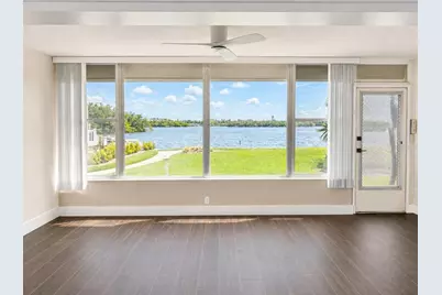 1847 Shore Drive S #101, Saint Petersburg, FL 33707 - Photo 10
