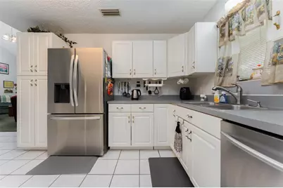 15370 Apache Drive, Thonotosassa, FL 33592 - Photo 12
