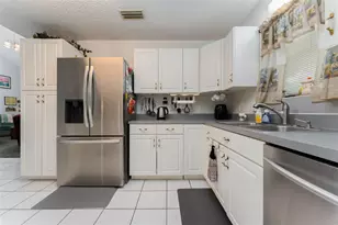 15370 Apache Dr, Thonotosassa, FL 33592 - Photo 12