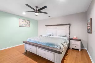 234 Amesbury Cir, Sun City Center, FL 33573 - Photo 26