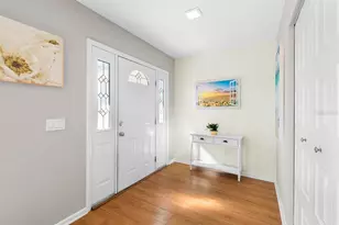 234 Amesbury Cir, Sun City Center, FL 33573 - Photo 6