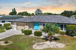 234 Amesbury Cir, Sun City Center, FL 33573 - Photo 4