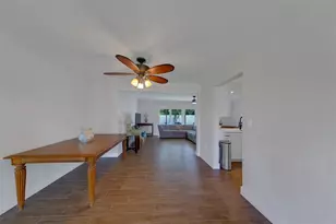 11602 Grove St, Seminole, FL 33772 - Photo 10