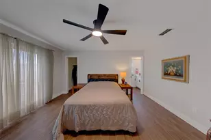 11602 Grove St, Seminole, FL 33772 - Photo 24
