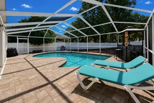 4302 Longfellow Dr, Plant City, FL 33566 - Photo 6