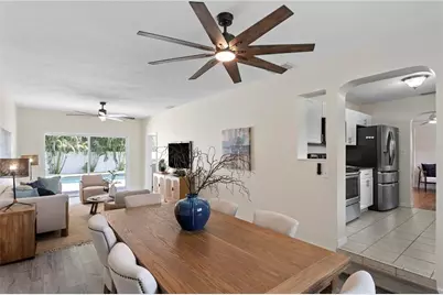 417 Hampton Avenue NE, Saint Petersburg, FL 33703 - Photo 10
