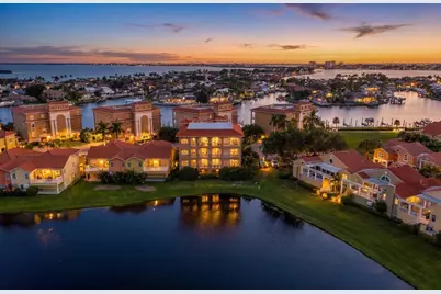 43 Bayview Court S #A, Saint Petersburg, FL 33711 - Photo 2